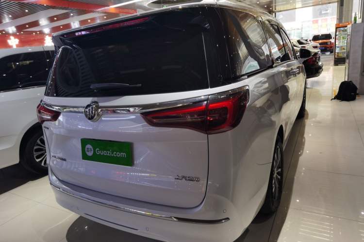 Used Buick GL8 2022 ES Landtrek 653T Luxury Edition
