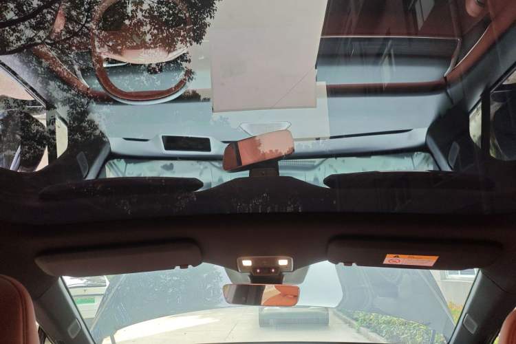 Used ONVO L60 2024 60 kWh All-Wheel Drive
