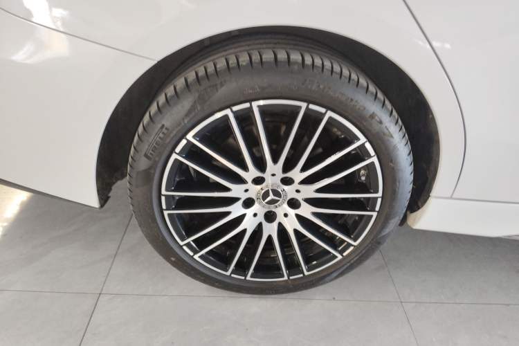 Used Mercedes-Benz C-Class 2023 C 200 L Sport Edition
