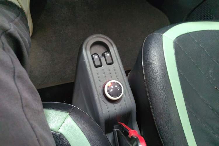 Used Wuling Hongguang MINIEV 2022 Macaron Premium Model – Lithium Iron Phosphate
