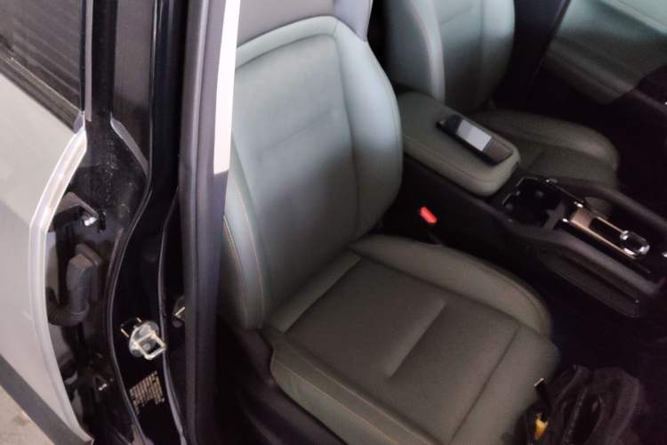 Used  03 2024 472km Four-Wheel Drive Long-Range Intelligent Advanced Version