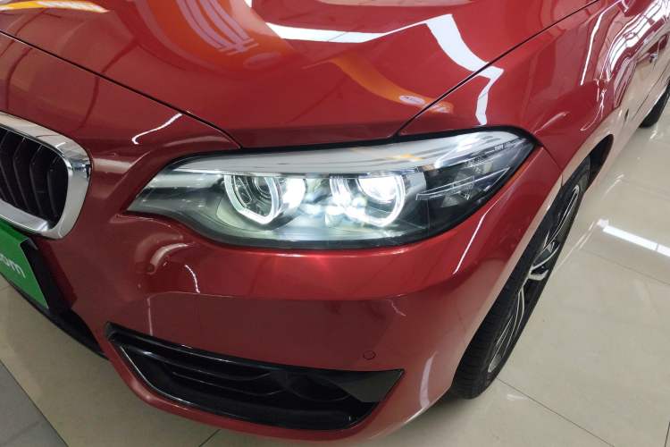 Used BMW 2 Series 2018 220i Convertible Coupe Sports Design Package
