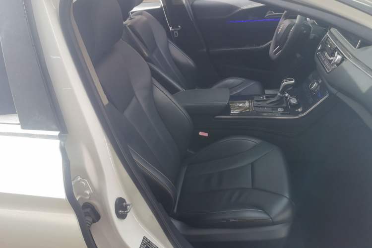 Used Hongqi H5 2019 30TD Dynamic Edition
