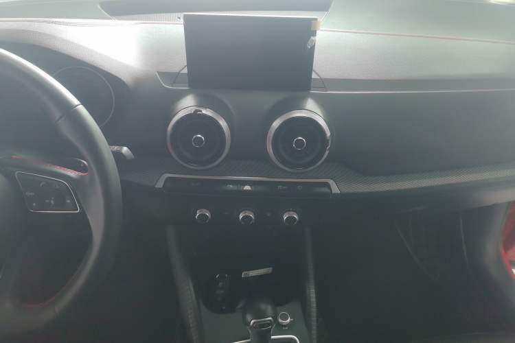 Used Audi Q2L 2022 35 TFSI Progressive Dynamic Edition
