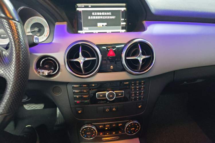 Used Mercedes-Benz GLK-Class 2015 GLK 300 4MATIC Fashion Edition Ultimate Version
