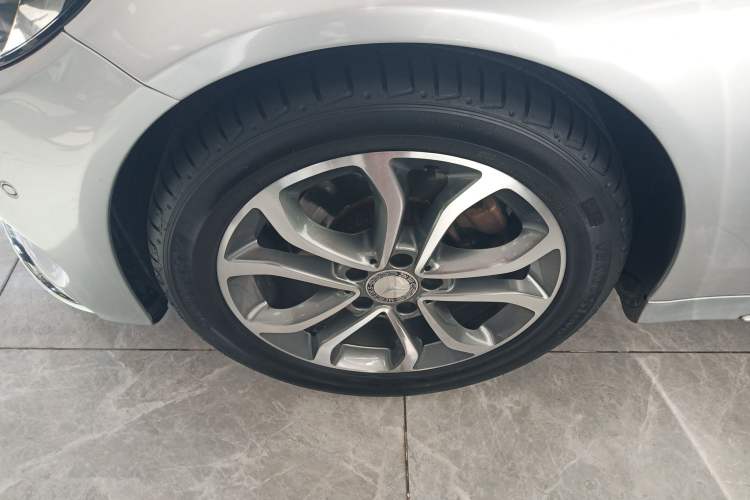 Used Mercedes-Benz C-Class 2015 C 200 L Sport Edition
