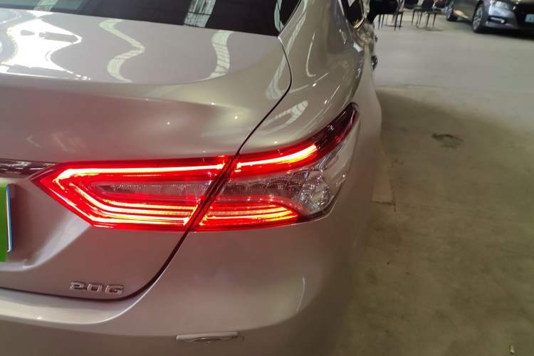 Used Toyota Camry 2019 Revised Version 2.0G Luxury Edition
