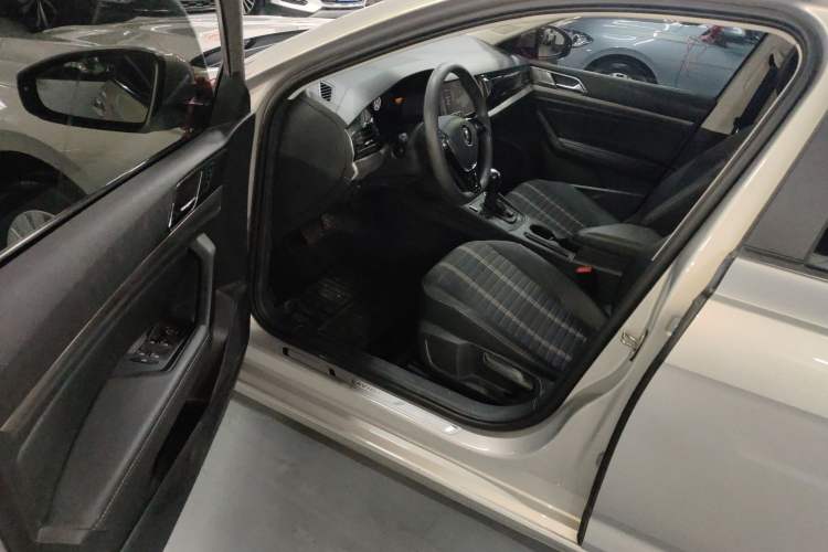 Used Volkswagen Lavida 2021 1.5L Automatic Vision Edition