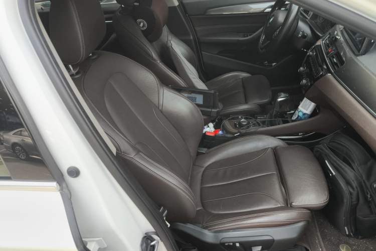 Used BMW X1 2018 sDrive18Li Luxury Model
