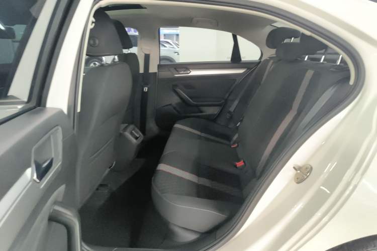 Used Volkswagen Lamando 2021 230TSI DSG Fashion Edition
