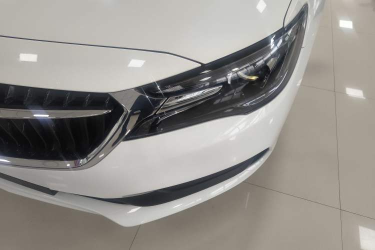 Used Buick GL6 2021 323T Mild Hybrid Connect Luxury Model
