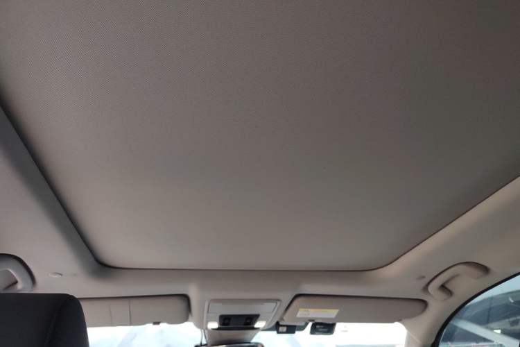 Used Honda Breeze 2023 240TURBO Two-Wheel-Drive Luxury Edition 5 Seats
