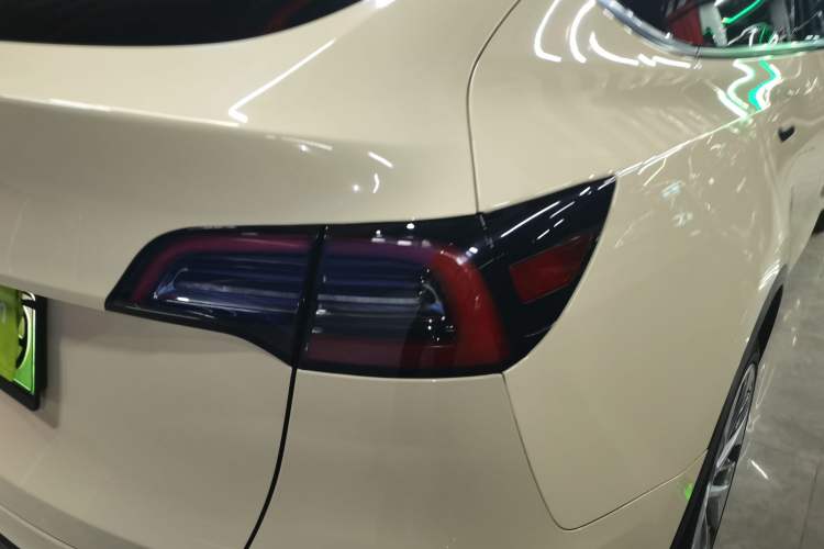 Used Tesla Model Y 2022 Rear-Wheel-Drive Version
