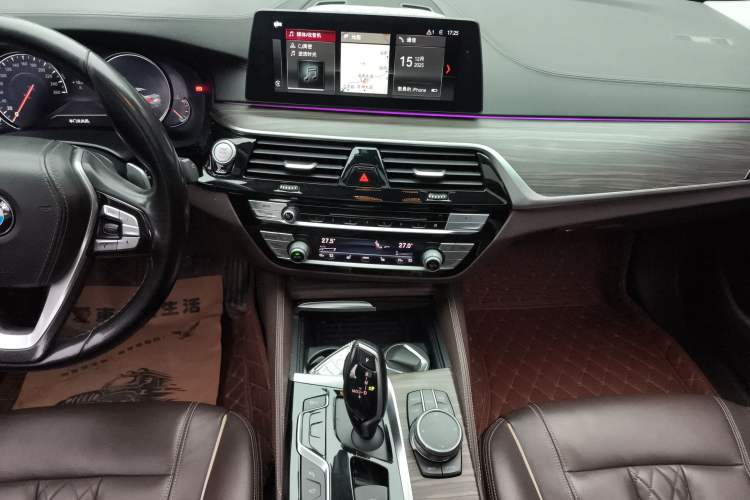 Used BMW 5 Series 2018 Facelifted 530Li Luxury Edition Premium Package
