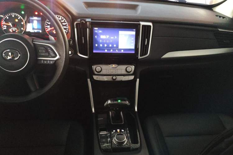 Used Great Wall Poer 2021 2.0T Commercial Version Automatic Diesel 4x4 Elite Long-Box GW4D20M