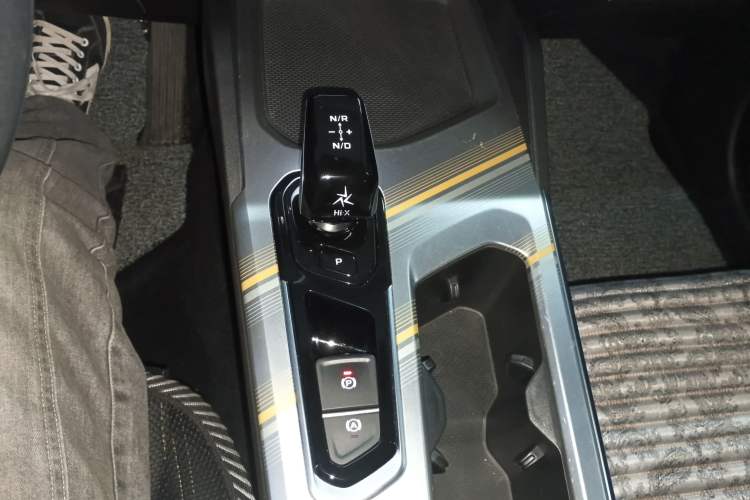 Used Geely Auto Emgrand L HiP 2022 1.5TD-DHT Pro 100KM Super Clean
