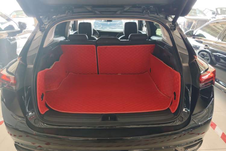 Used Buick Envision 2022 Encore S GS Two-Wheel Drive Smart Sport Model
