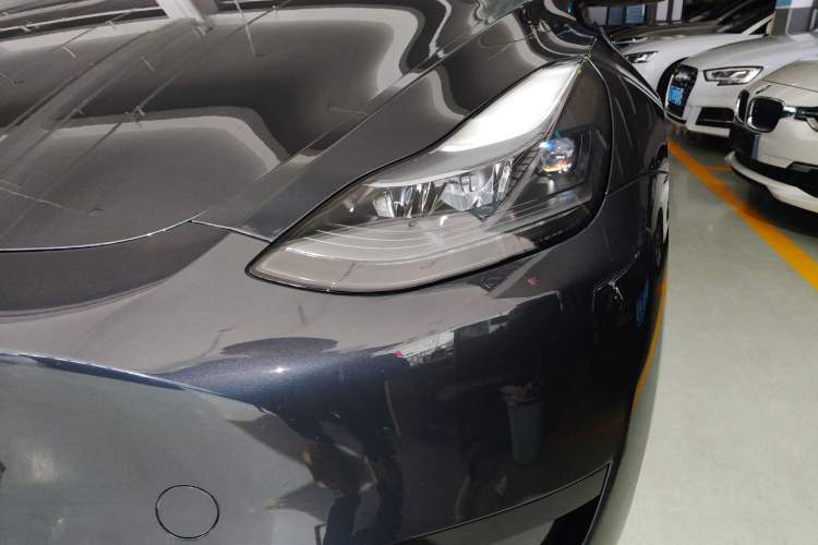 Used Tesla Model Y 2024 Rear-Wheel-Drive Version
