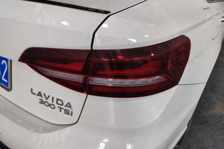 Used Volkswagen Lavida 2024 300TSI DSG Starry Sky Leading Edition
