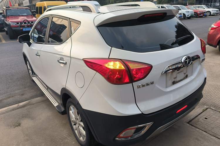 Used  Refine S3 2014 1.5L CVT Luxury Smart Model
