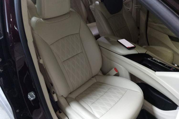 Used Buick Enclave 2022 652T 4x4 Avenir 6-Seater
