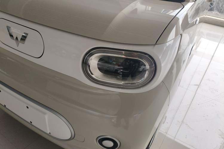 Used Wuling Hongguang MINIEV 2024 3rd Generation 215km Youth Edition
