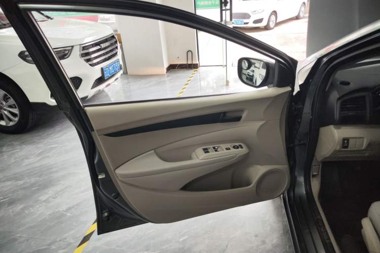 Used Honda City Classic 2012 1.5L Manual Comfort Edition
