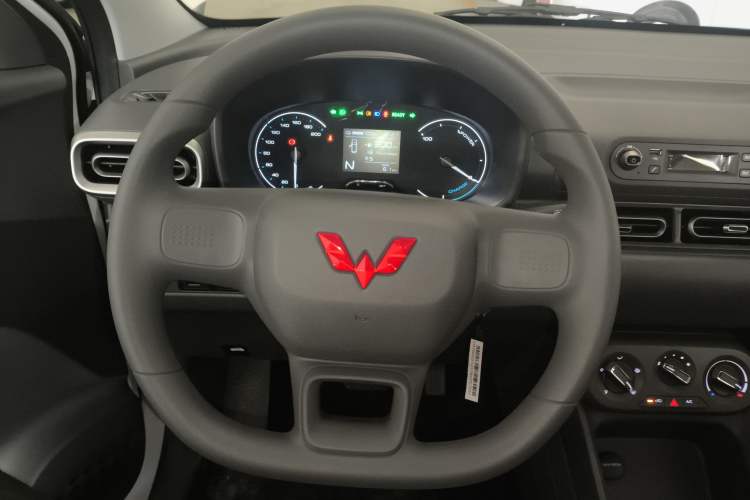 Used Wuling Hongguang New Energy 2024 All-Electric Model 300KM Practical Version
