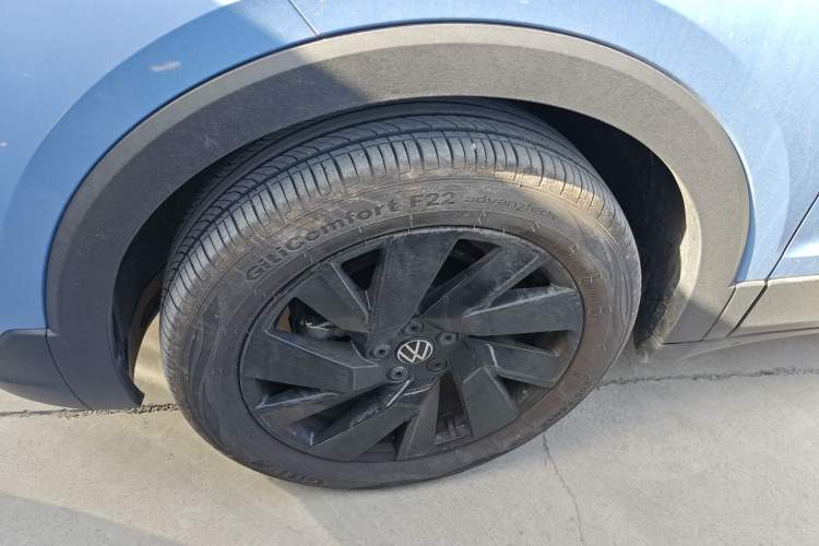 Used Volkswagen Tharu 2025 NewRui 300TSI Prestige Edition
