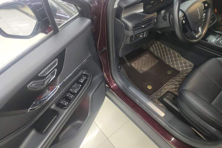 Used Lincoln Corsair 2022 2.0T Two-Wheel Drive Deluxe Edition
