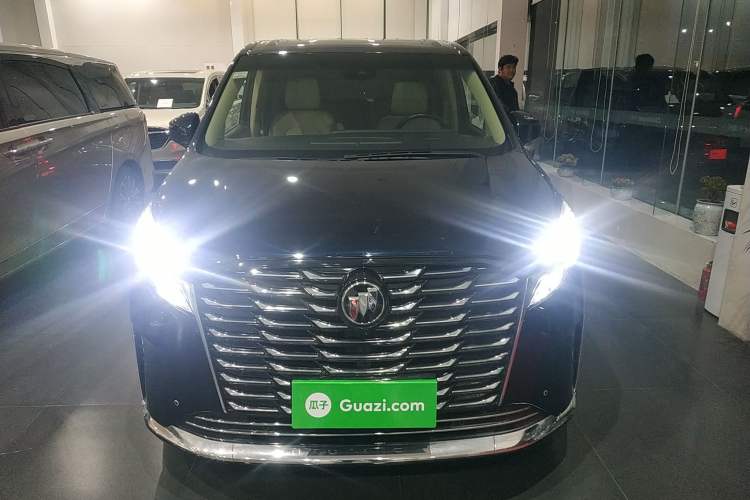 Used Buick GL8 2023 ES Lu Zun Deluxe Model
