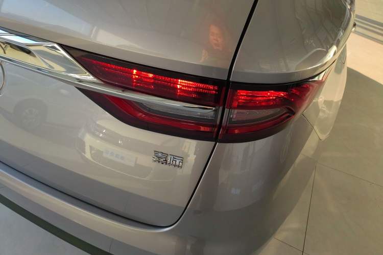 Used Geely Auto Jiajie 2021 1.8TD DCT Luxury Model
