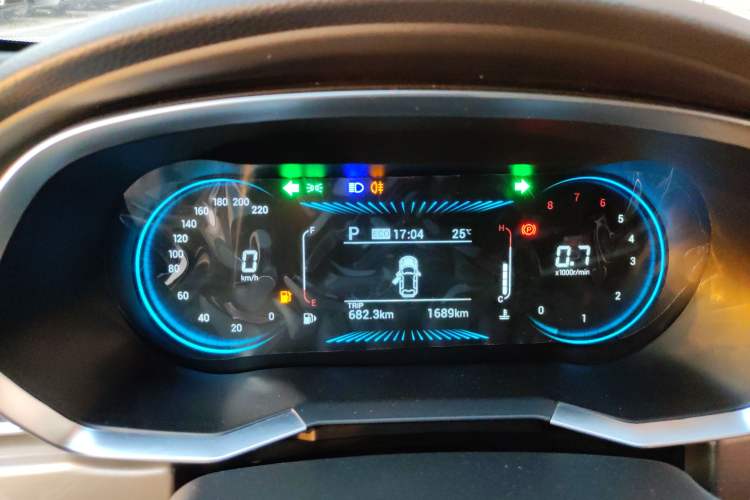 Used JETOUR X70 2025 1.5T DCT Overdrive PRO 5-Seater
