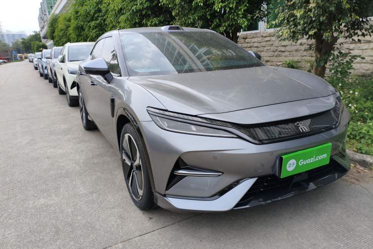 Used BYD Song L EV 2025 Intelligent Driving Version 662 km LiDAR Excellence Edition
