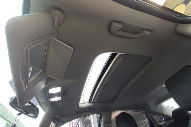 Used Honda Civic 2016 220TURBO CVT Luxury Edition
