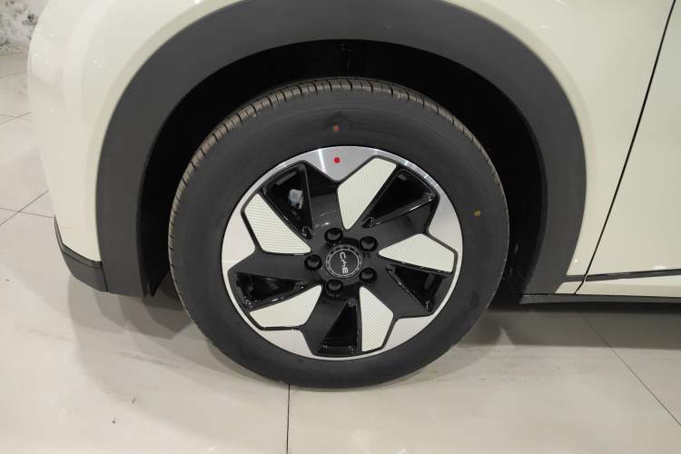 Used BYD Dolphin 2025 420km Free Edition
