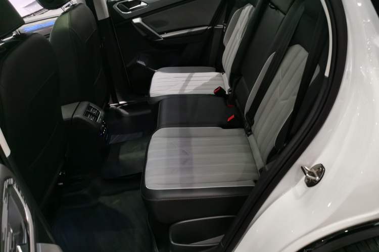 Used Volkswagen Tayron 2023 Revised Version 380TSI All-Wheel Drive R-Line High-Energy Edition