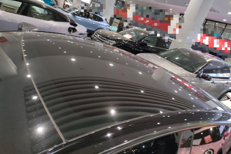 Used Tesla Model Y 2022 Long-Range All-Wheel-Drive Version
