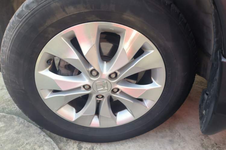 Used Honda CR-V 2013 2.4L Two-Wheel-Drive Luxury Edition
