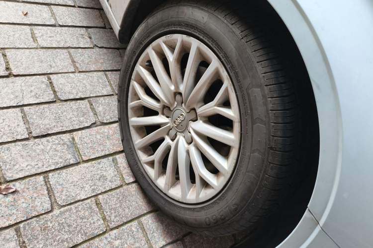 Used Audi A3 2014 Limousine 35 TFSI Automatic Fashion Model
