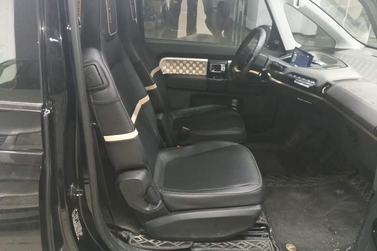 Used Baojun KiWi EV 2021 Artist Model Ternary Lithium