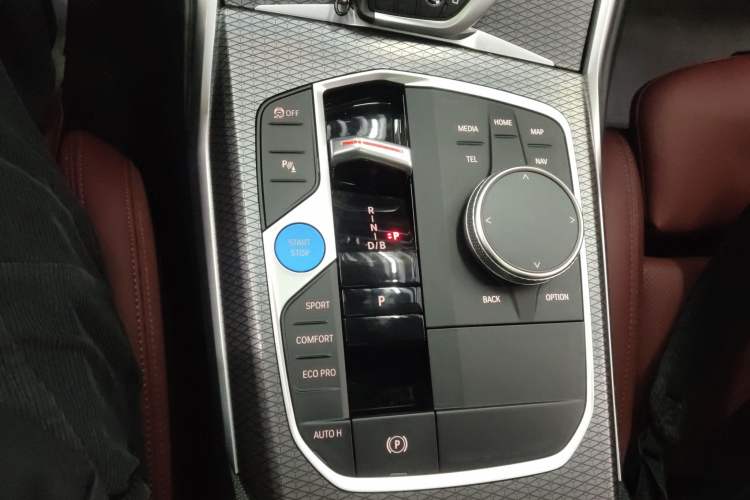 Used BMW i3 2024 eDrive 40 L Midnight Edition
