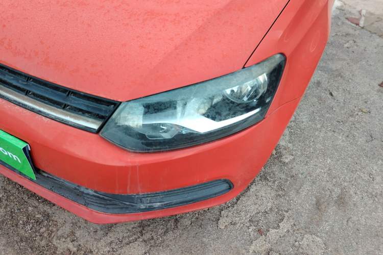 Used Volkswagen Polo 2014 1.4L Manual Fashion Edition
