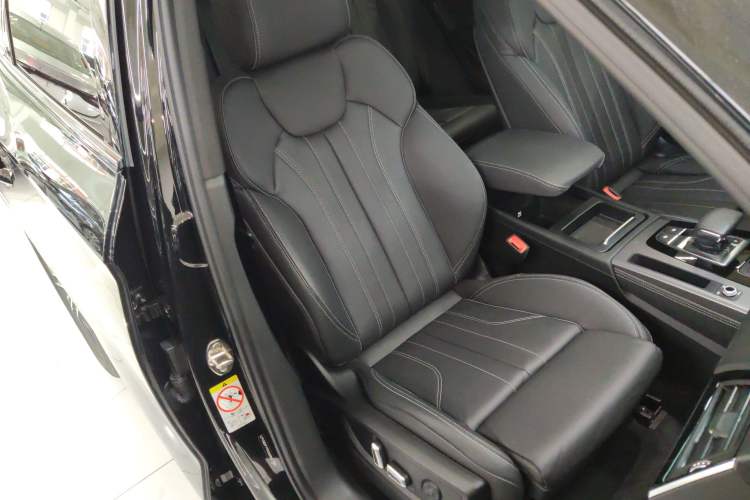 Used Audi Q5L 2024 45 TFSI Luxury Dynamic Model
