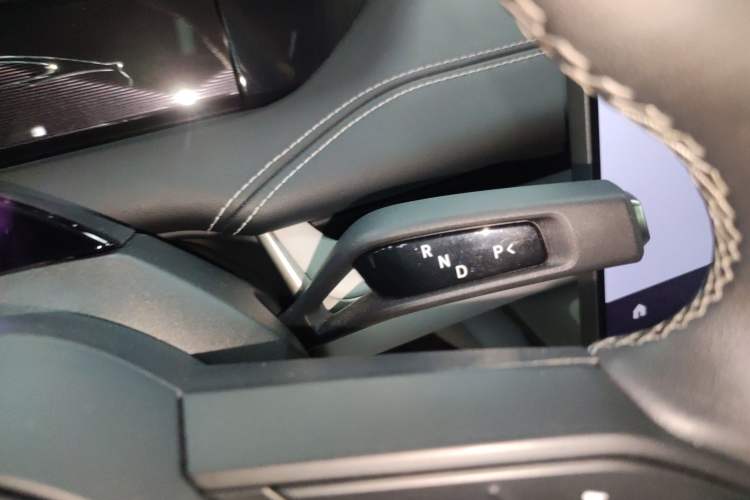 Used  SU7 2024 Four-Wheel Drive Ultra-Long Range Advanced Intelligent Driving Max Edition