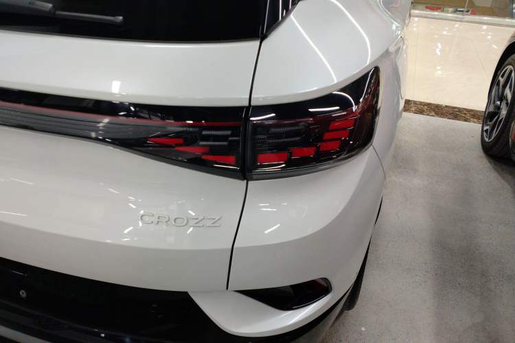 Used Volkswagen ID.4 CROZZ 2021 High-Performance PRIME Four-Wheel Drive Version