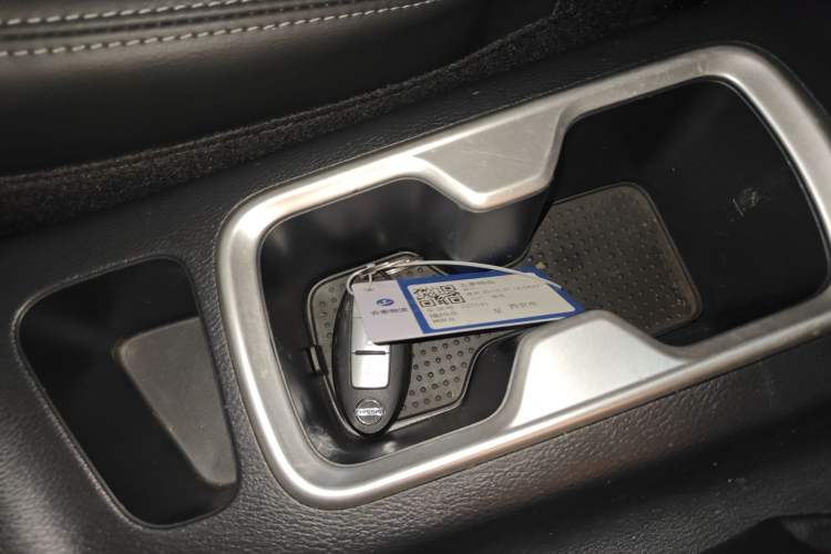 Used Nissan Terra 2020 2.5L XL Upper 4WD Automatic Four-Wheel Drive Luxury Edition