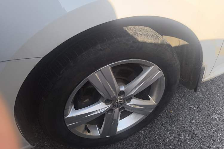 Used Volkswagen Lavida 2017 1.6L Automatic Fashion Edition
