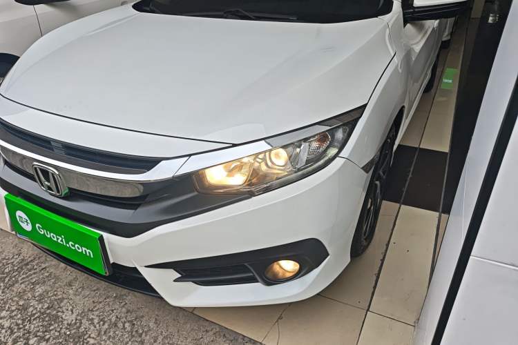 Used Honda Civic 2016 220TURBO CVT Luxury Edition