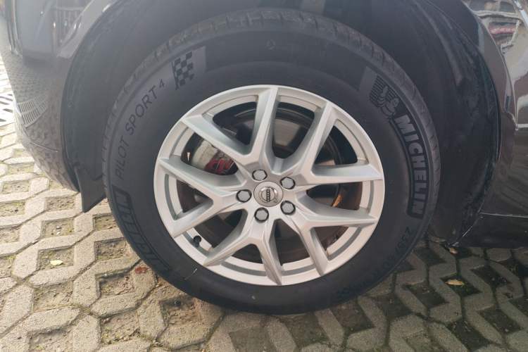 Used Volvo XC60 2021 T5 4x4 Smart Luxury Edition
